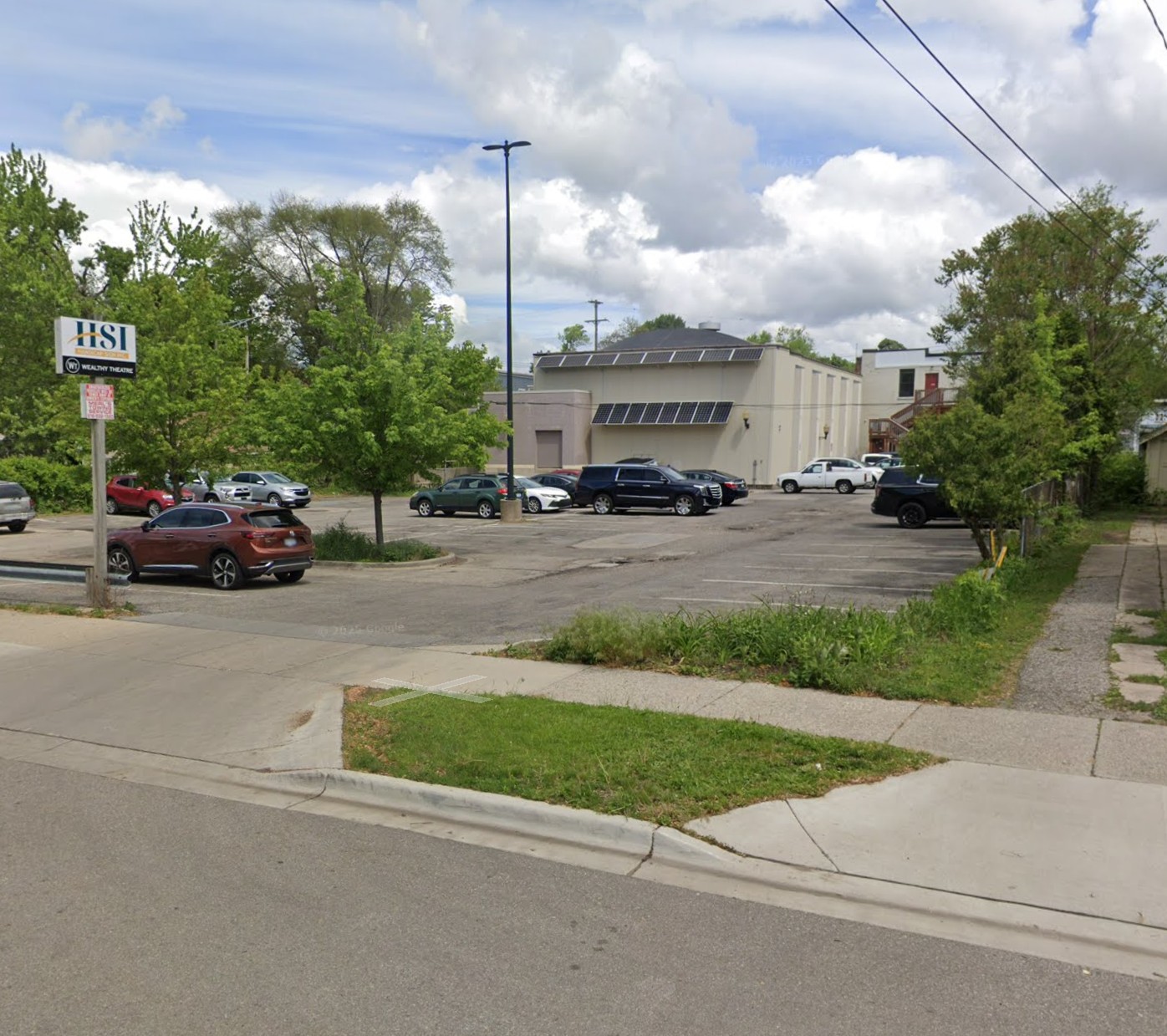 Wealthy Theatre parking